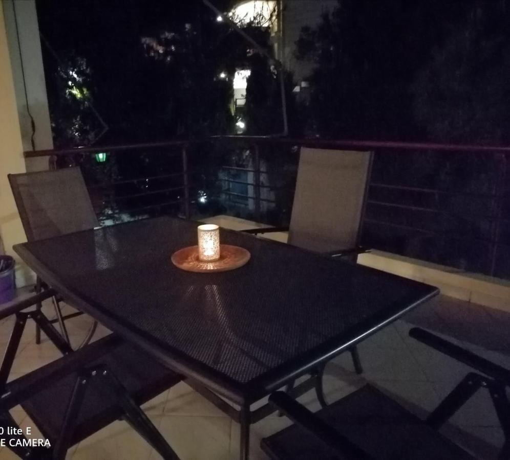Saronida Beach N Fun Bbq Fireplace מראה חיצוני תמונה